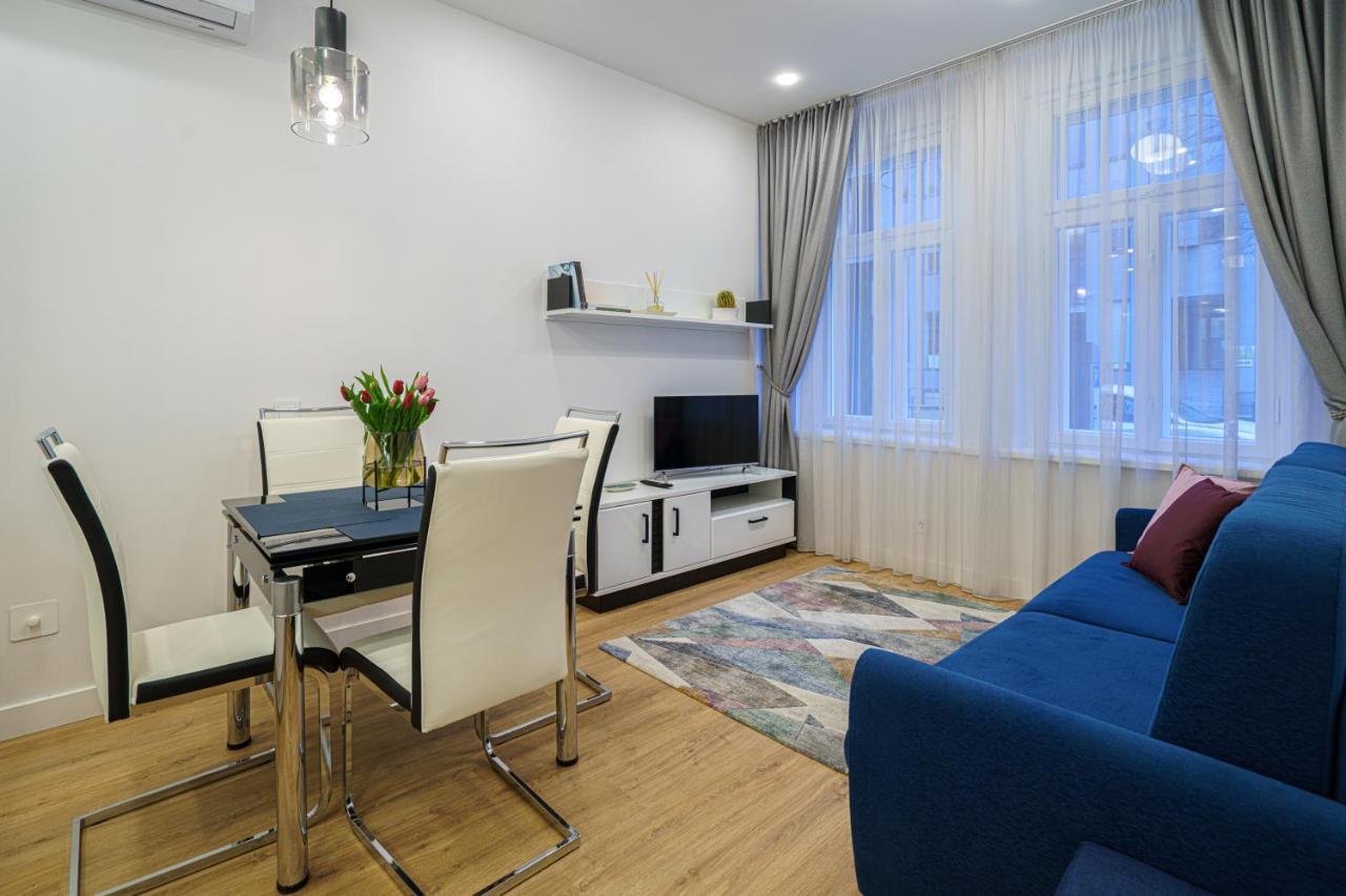 Moder Chic Apartment In Center-Prime Rentals Каунас Экстерьер фото