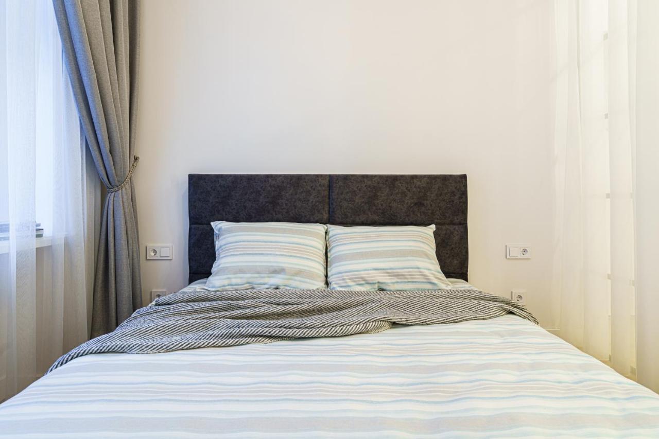 Moder Chic Apartment In Center-Prime Rentals Каунас Экстерьер фото